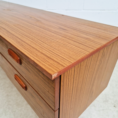 Schreiber Vintage Mid Century Scandinavian Design Sideboard Credenza