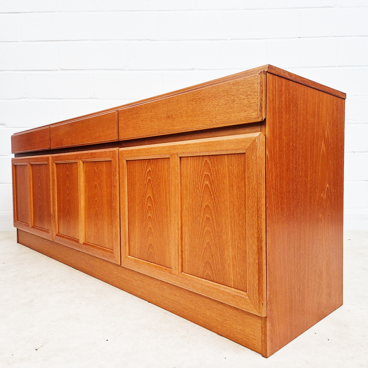 McIntosh Vintage Mid Century Golden Teak Long John Sideboard Buffet Credenza