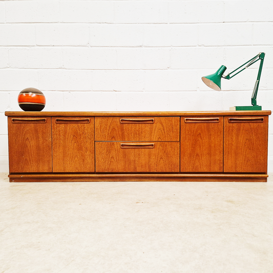 Meredew Vintage Mid Century Danish Design Medium Teak Long Sideboard Buffet Credenza