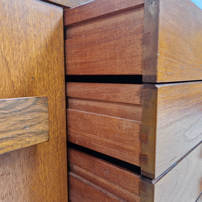 Vintage Mid Century Danish Design Medium Teak Sideboard Buffet Credenza
