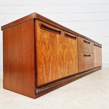 Meredew Vintage Mid Century Danish Design Pyramid Teak Long Sideboard Buffet Credenza PG350