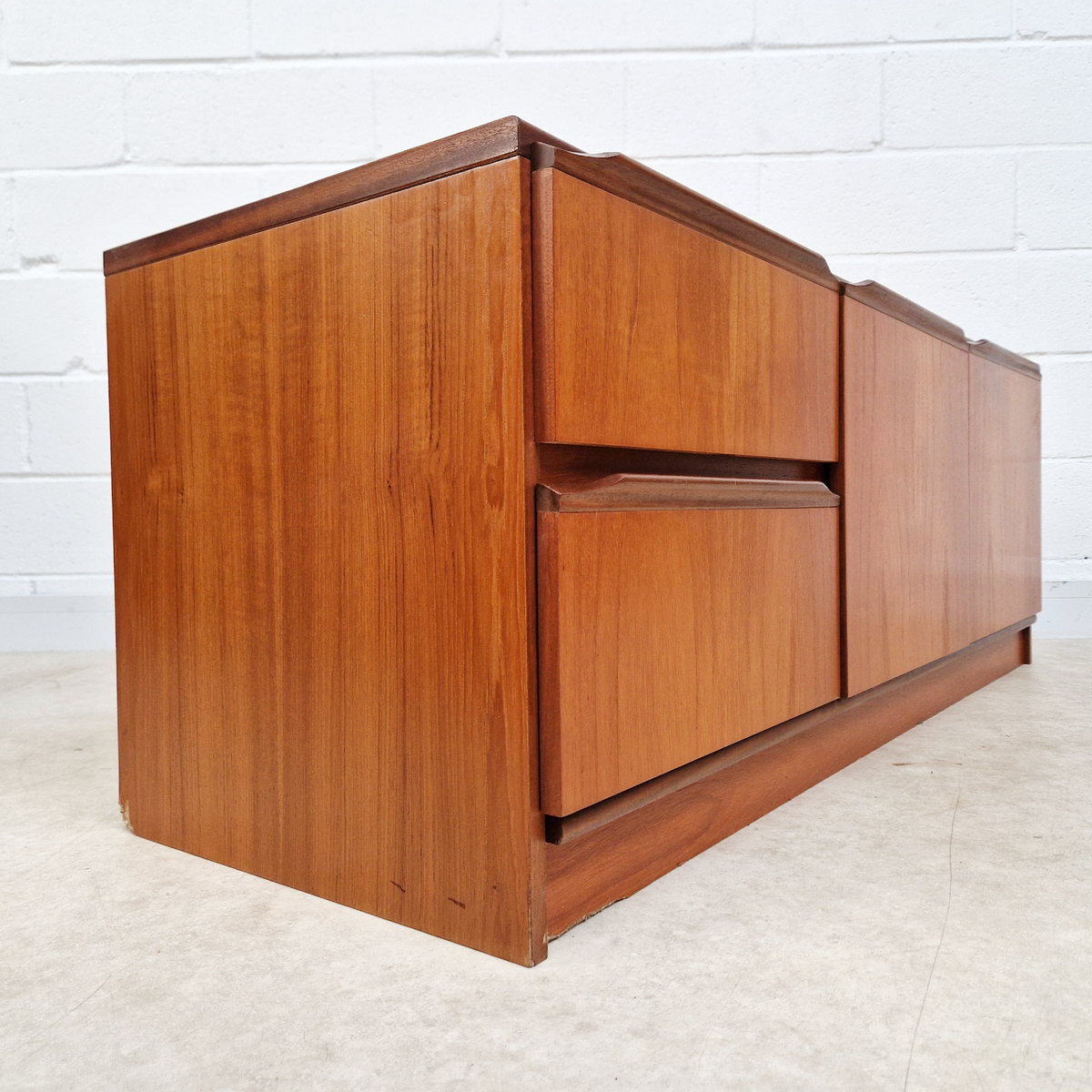 Vintage Mid Century Medium Teak Danish Design Compact Sideboard Entertainment Unit