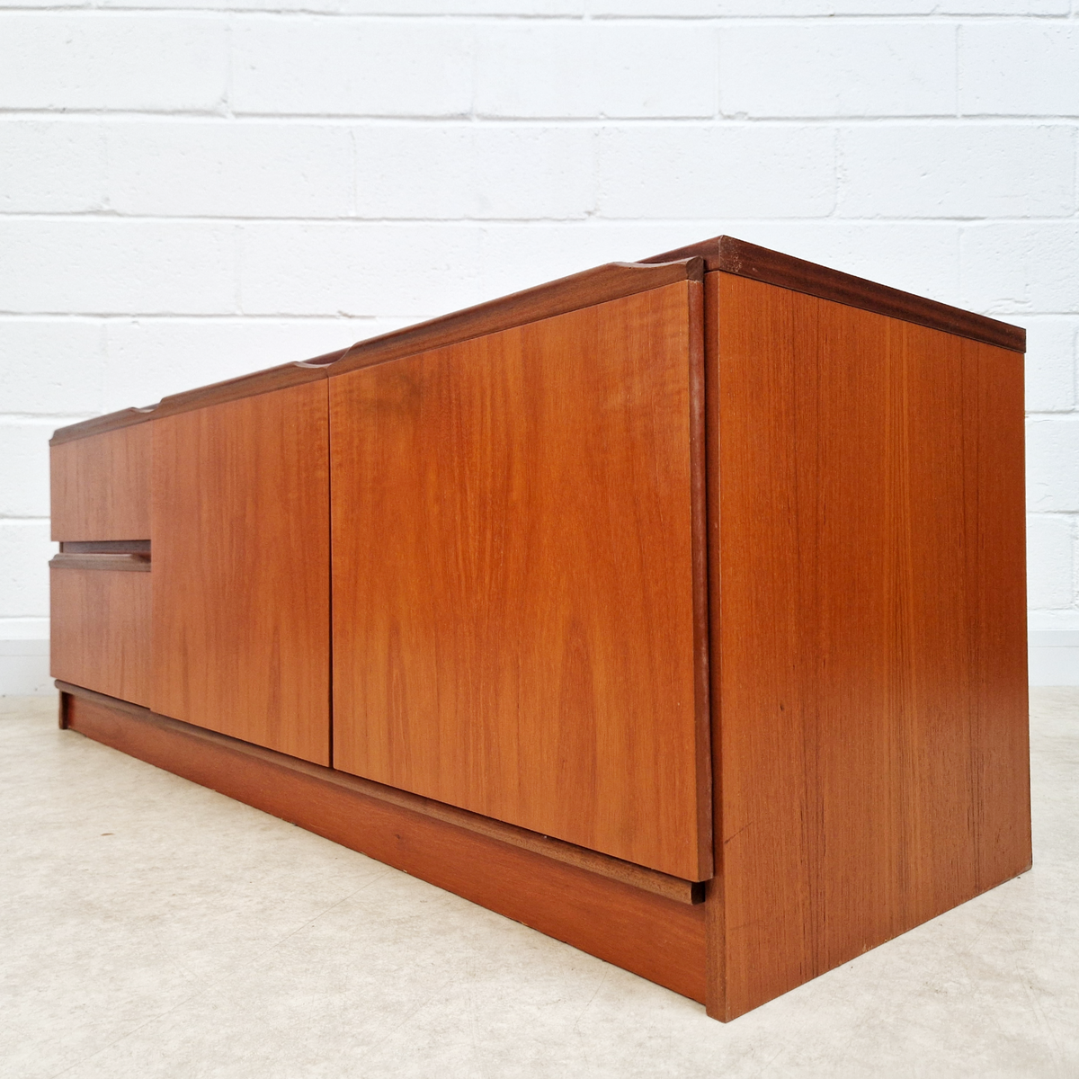 Vintage Mid Century Medium Teak Danish Design Compact Sideboard Entertainment Unit
