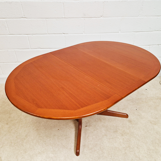 G Plan Vintage Mid Century Medium Teak Danish Design Drop Leaf Oval Dining Table