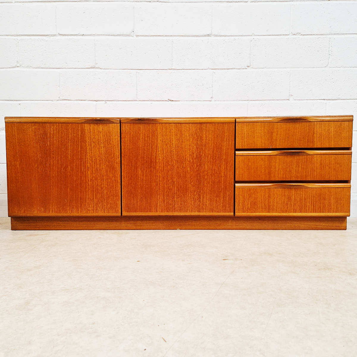 McIntosh Vintage Mid Century Danish Design Medium Teak Retro Sideboard Credenza