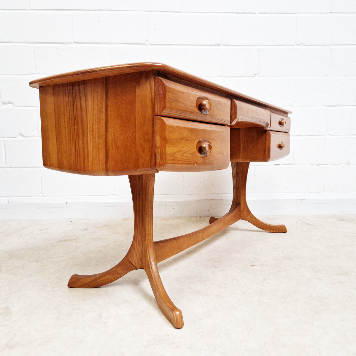 Vintage Solid Elm 1960s Mid Century Danish Design Desk Dresser Sideboard