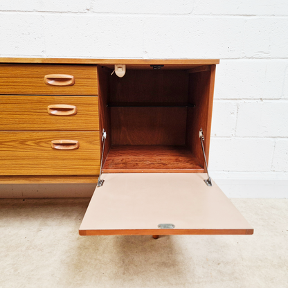 Schreiber Vintage Mid Century Danish Design Medium Teak Long Retro Sideboard Buffet Credenza