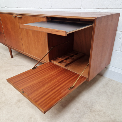 Tom Robertson for McIntosh Dunvegan Nordic Design Mid Century 1960s Teak Sideboard Credenza