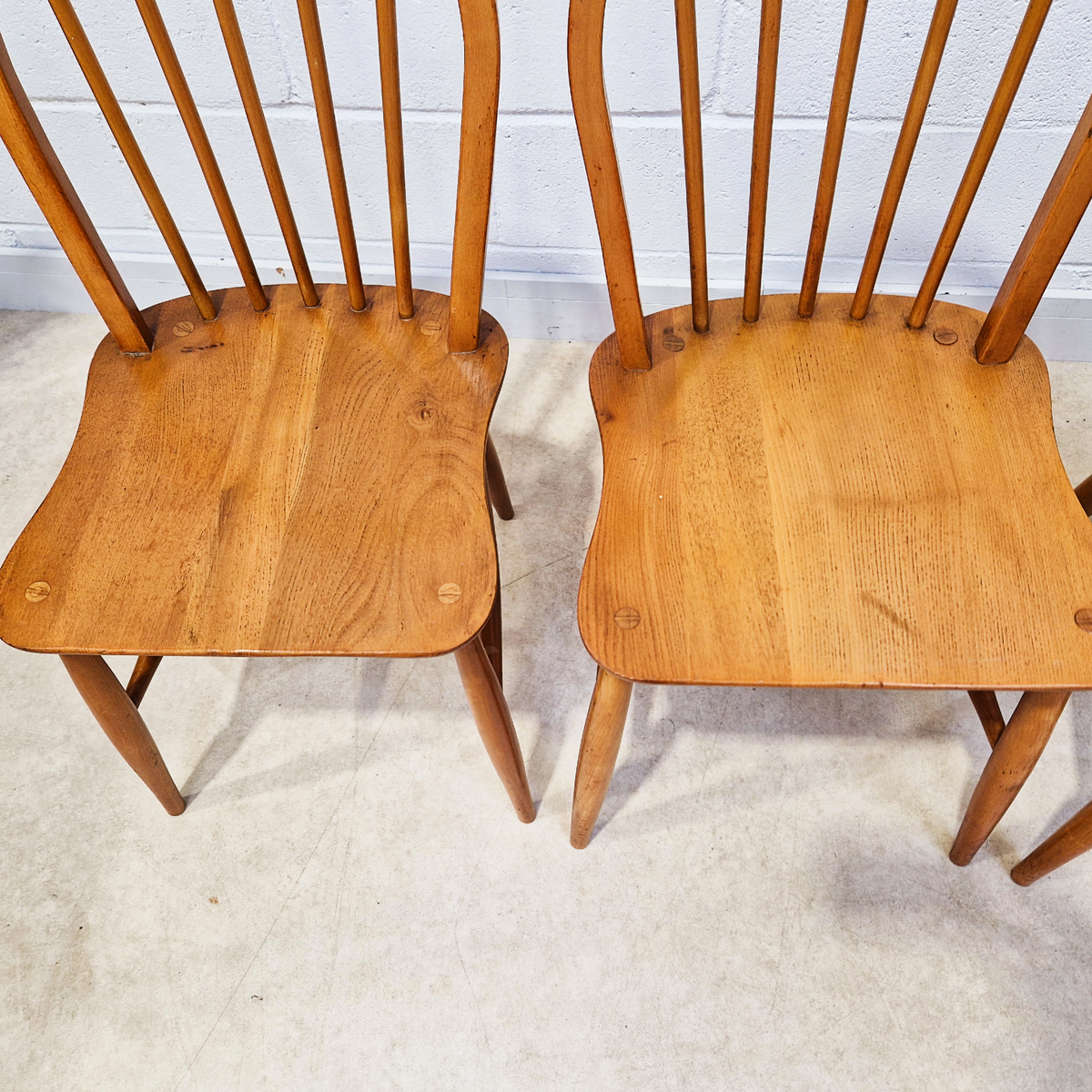 Ercol Vintage Mid Century Solid Elm Drop Leaf Table and Hoopback Chair Dining Set
