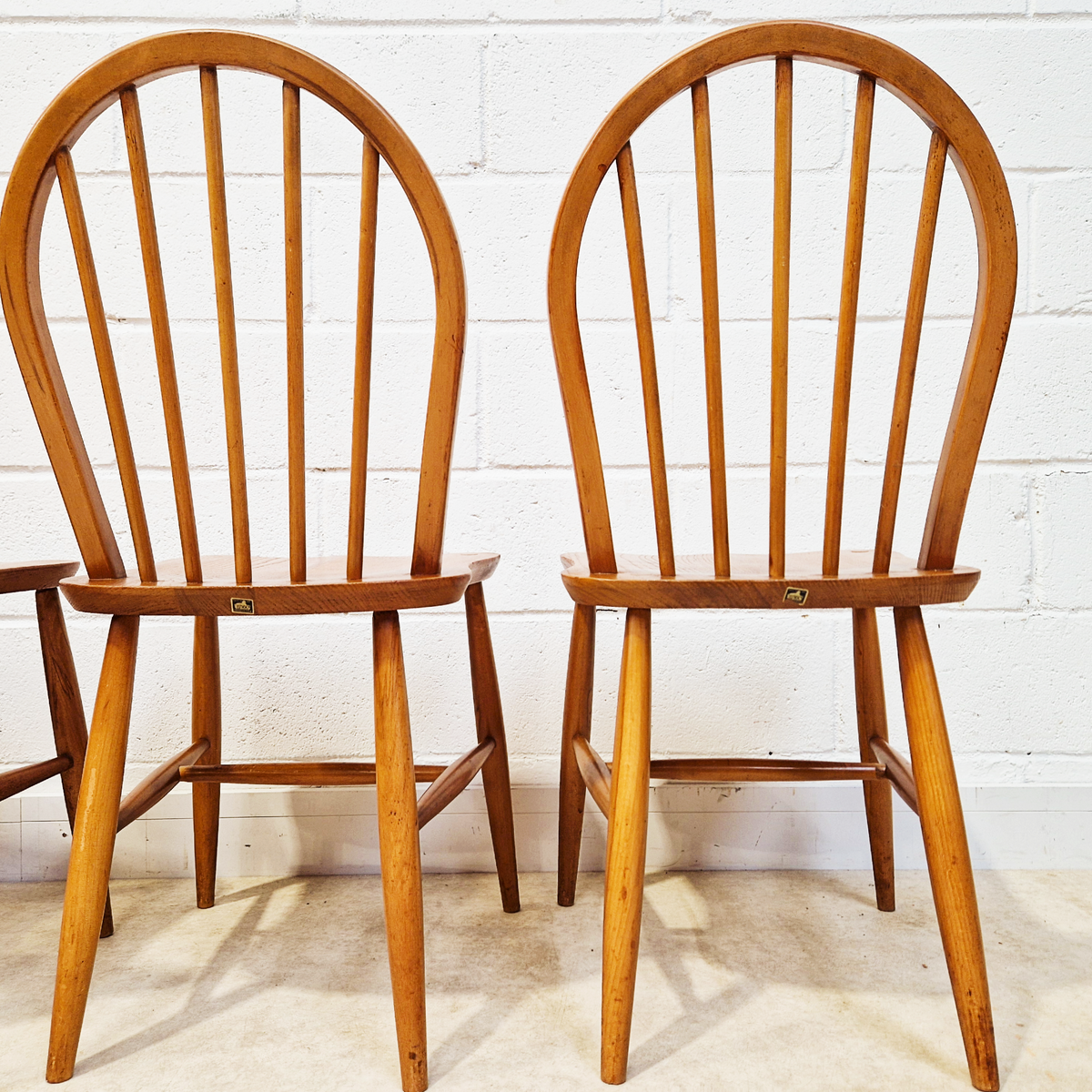 Ercol Vintage Mid Century Solid Elm Drop Leaf Table and Hoopback Chair Dining Set