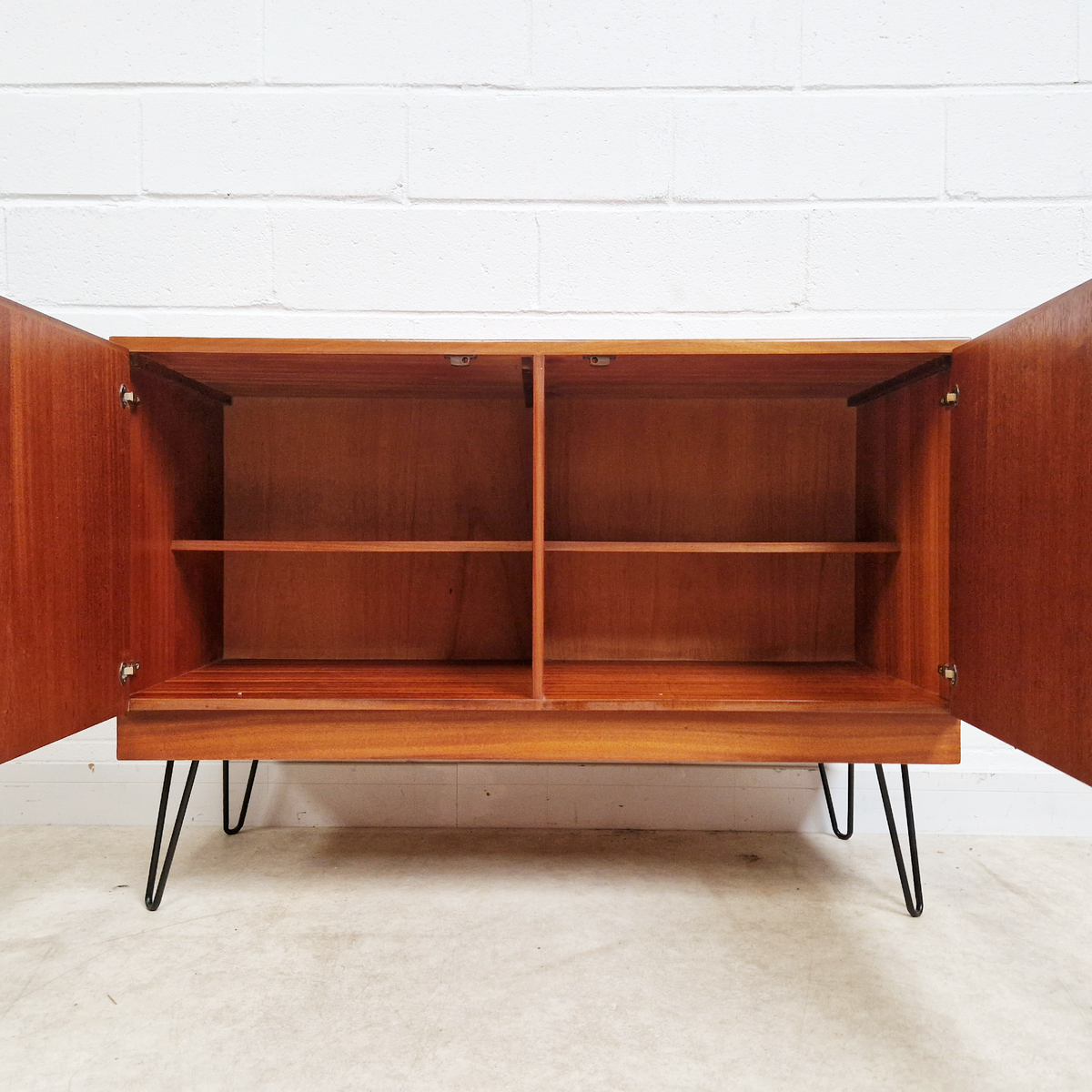 McIntosh Vintage Mid Century Danish Design Compact Medium Teak Retro Sideboard