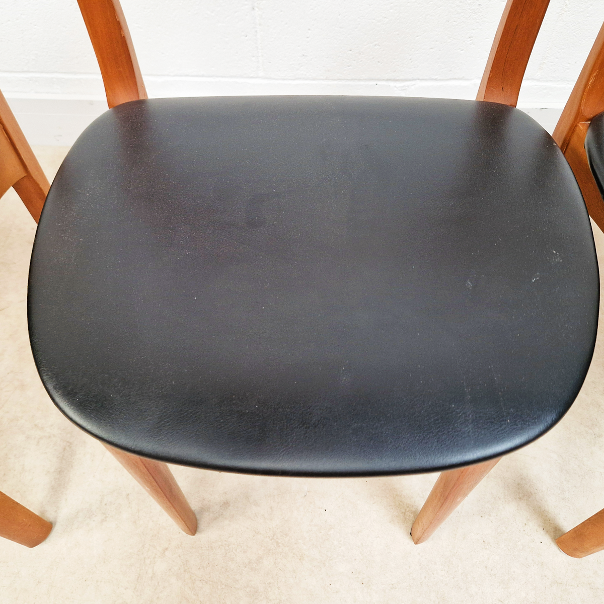 Nathan Vintage Mid Century Danish Design Round Extending Dining Table & 4 Chair Set