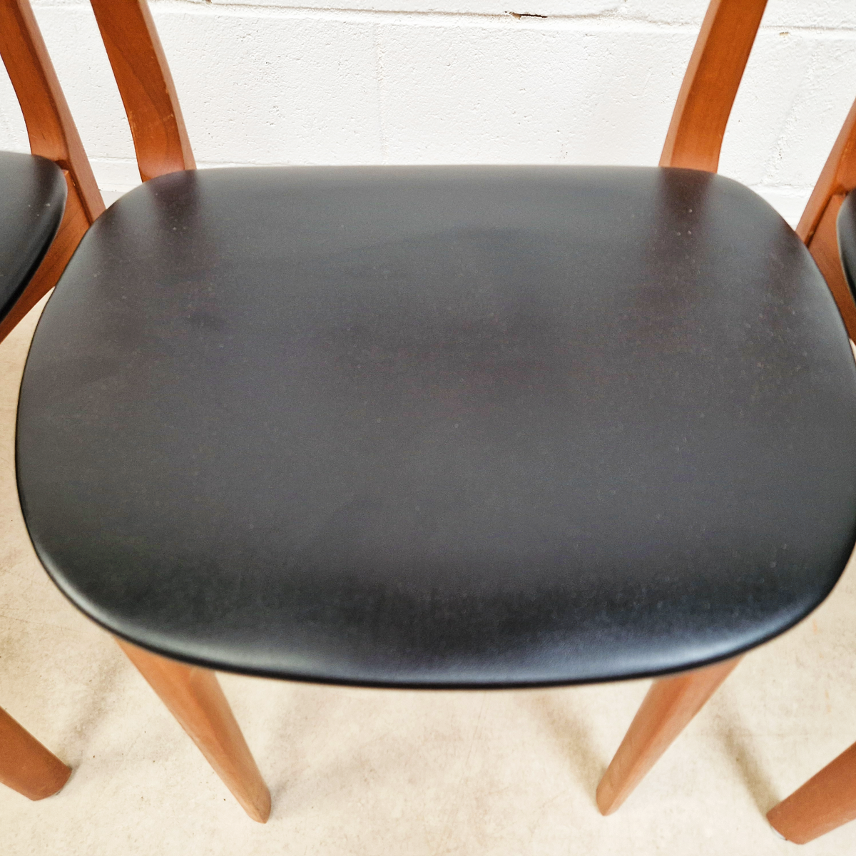Nathan Vintage Mid Century Danish Design Round Extending Dining Table & 4 Chair Set
