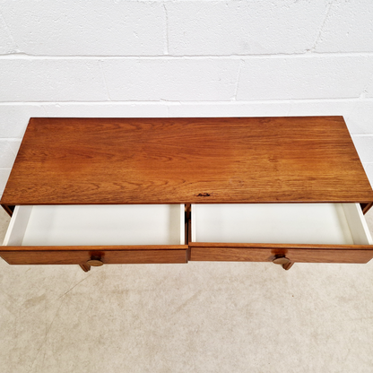 Meredew Vintage Mid Century Compact Danish Deisgn Sideboard Credenza