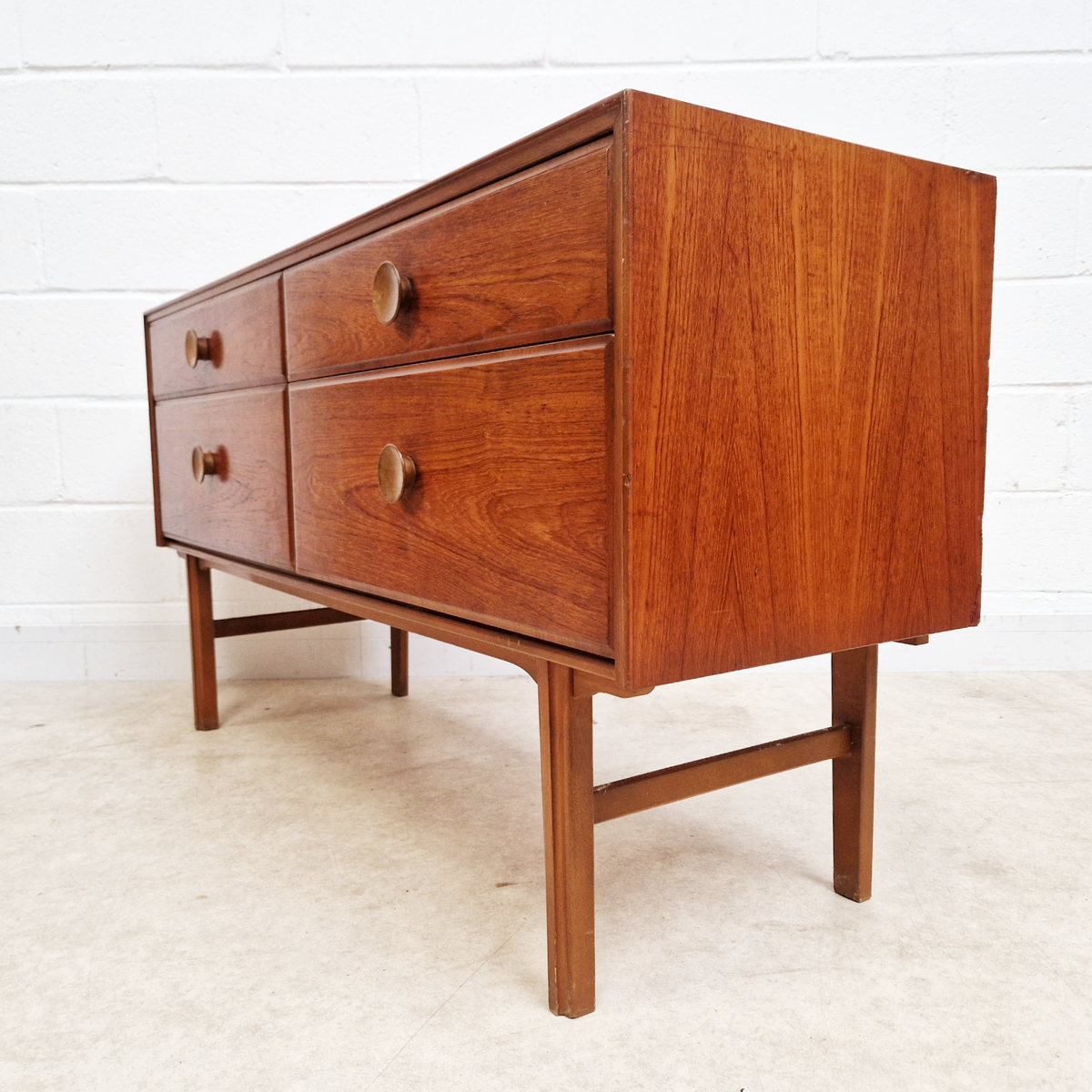 Meredew Vintage Mid Century Compact Danish Deisgn Sideboard Credenza