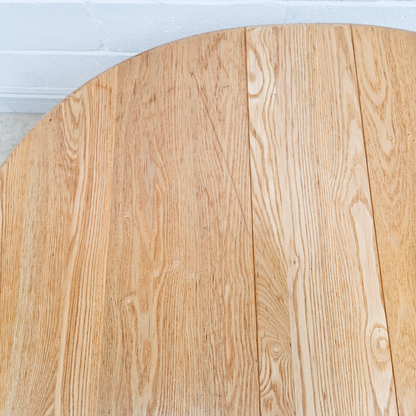Ercol Windsor Vintage Mid Century Solid Elm Drop Leaf Gateleg Round Dining Table