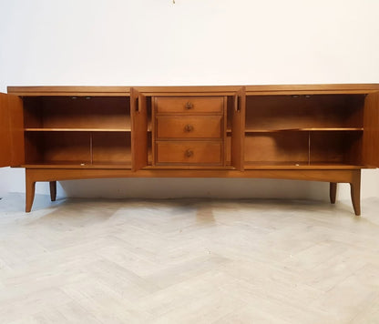 Greaves & Thomas Vintage 1960s Mid Century Danish Design Long Sideboard Buffet Credenza