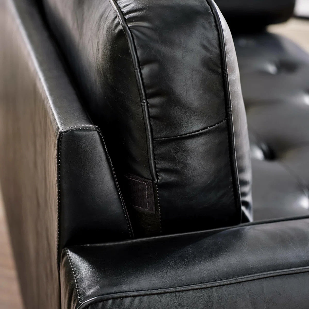 Mid Century Modern Black Faux Leather Nordic Design Lounge Accent 2 Seater Sofa Chair