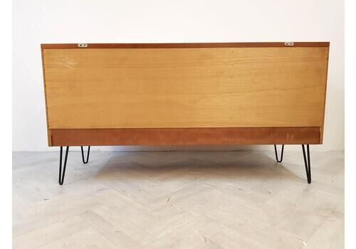 McIntosh Vintage Mid Century Golden Teak Danish Design Sideboard Buffet Credenza