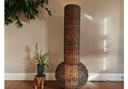Vintage Mid Century Wicker Rattan Standing Retro 1970's Floor Lamp Light